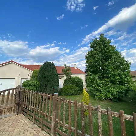 Maison Plain-pied à 10 Min D'epinal: Jardin Clos, Bbq, Wifi, Draps Et Ménage Inclus - Fr-1-589-606 Dounoux
