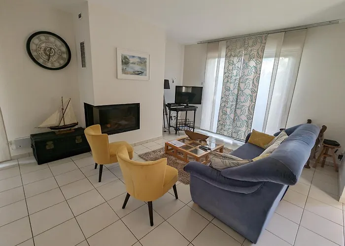 Semesterbostad Maison Plain-pied A 10 Min D'epinal: Jardin Clos, Bbq, Wifi, Draps Et Menage Inclus - Fr-1-589-606 Dounoux