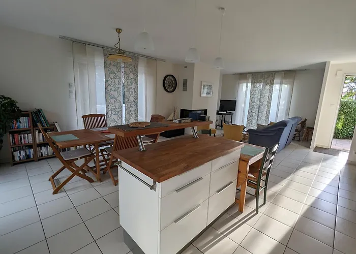 Semesterbostad Maison Plain-pied A 10 Min D'epinal: Jardin Clos, Bbq, Wifi, Draps Et Menage Inclus - Fr-1-589-606 Dounoux